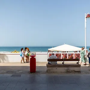 https://delfin-azul-by-time.es-andalucia.com